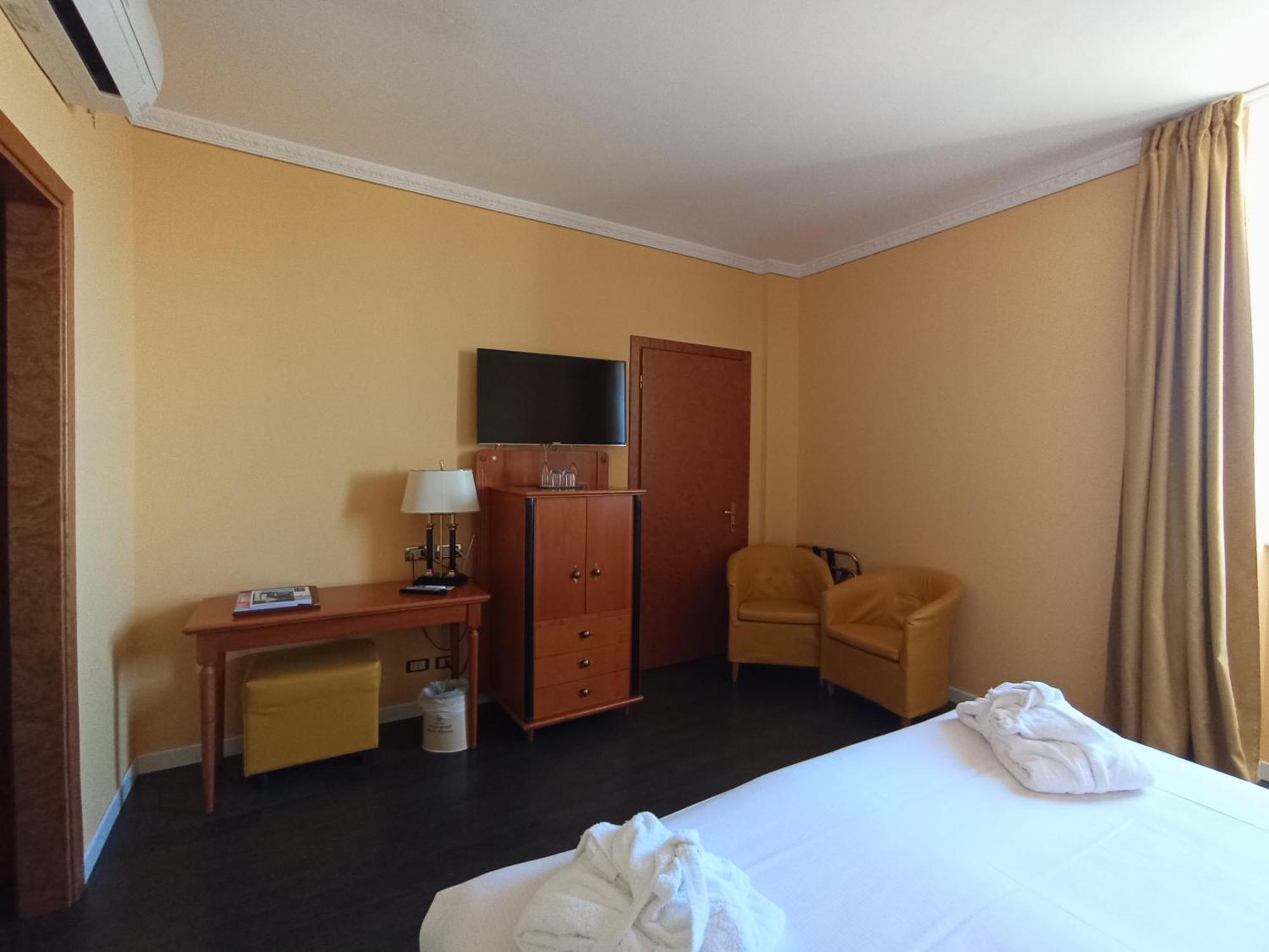 Greif Hotel Maria Theresia Trieszt Kültér fotó